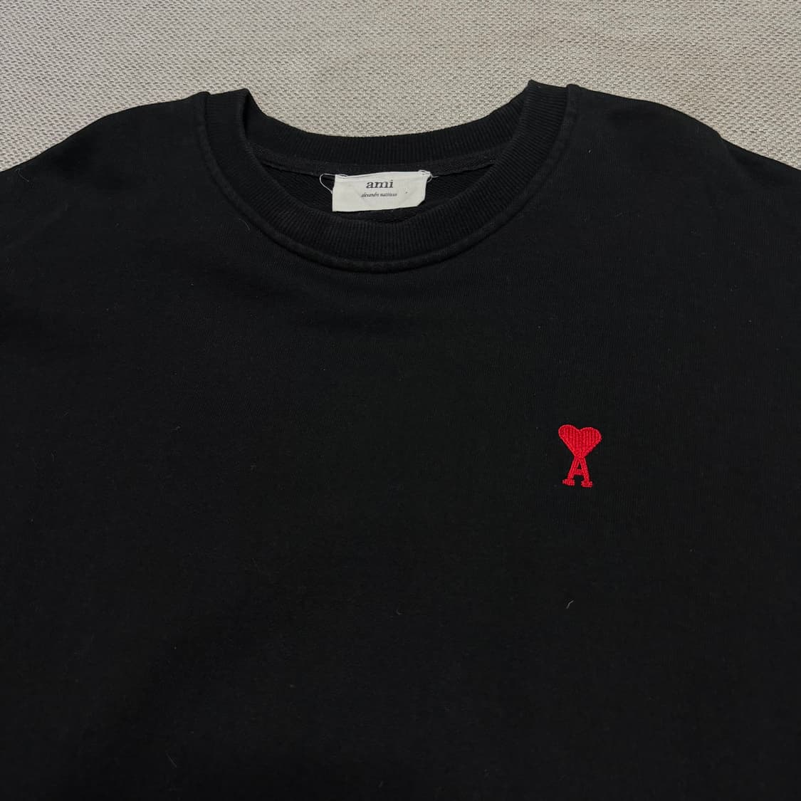 아미 스몰 하트 맨투맨 상품이미지2