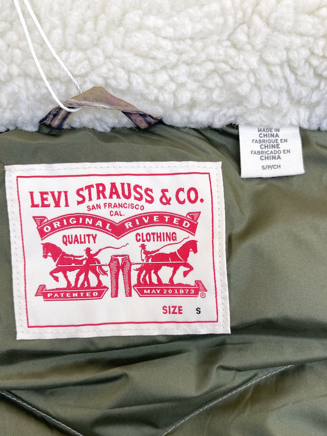 리바이스 리얼트리 카모 다운자켓 상품이미지8