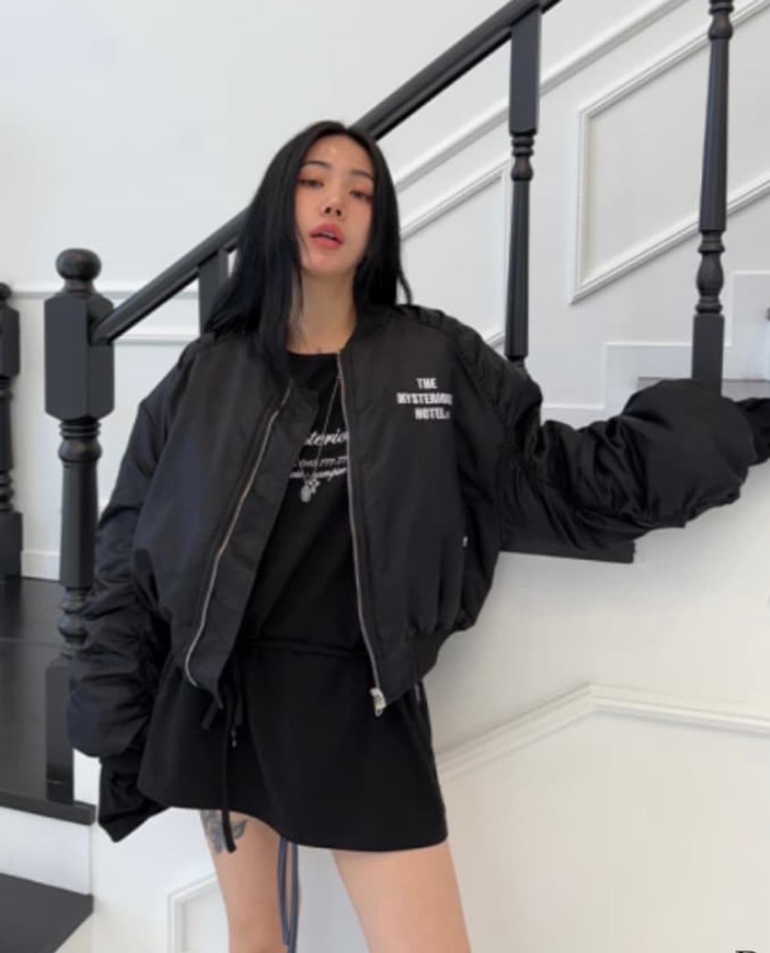 더미스테리어스호텔 봄버 자켓 상품이미지1