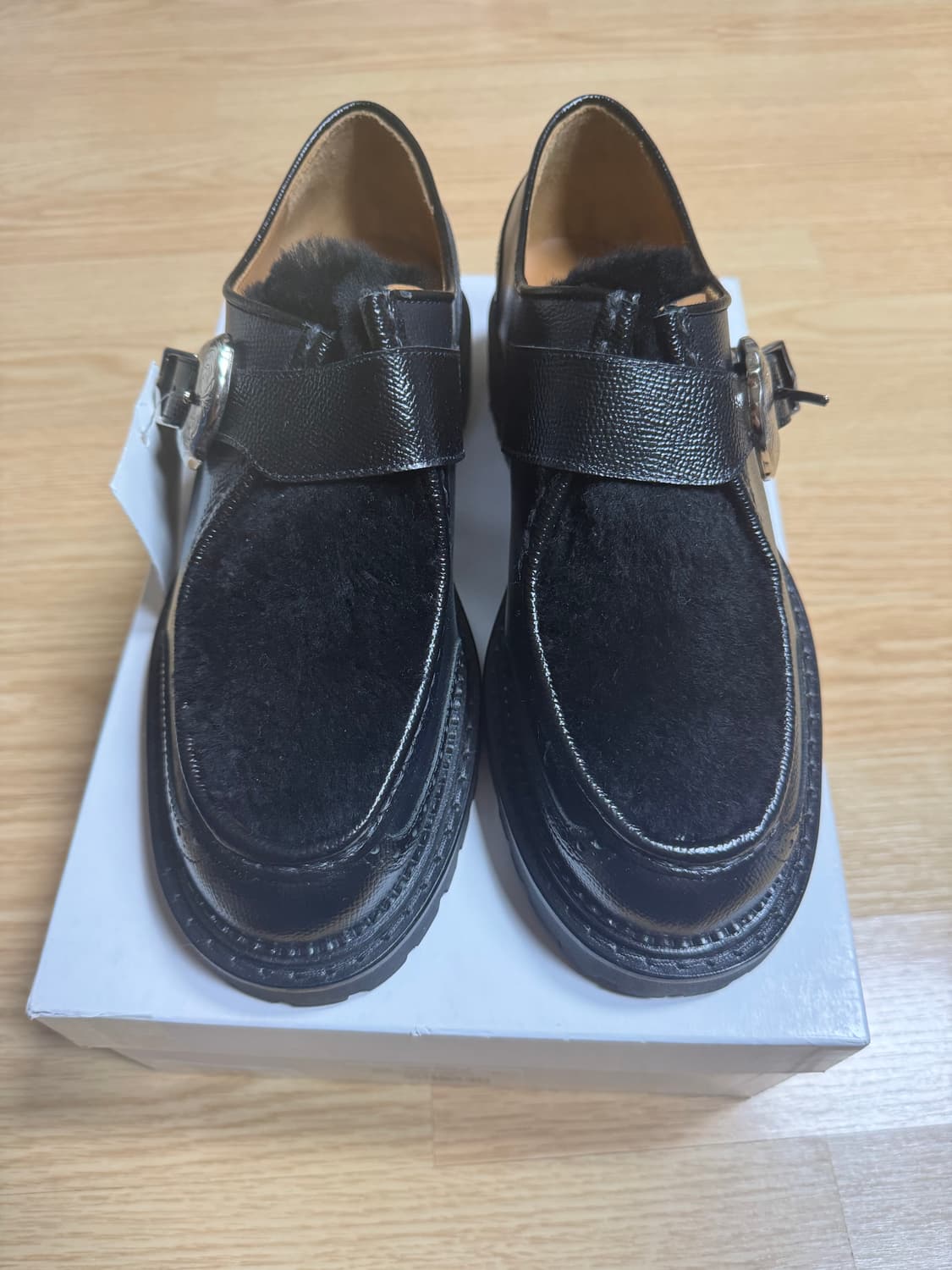 토가 비릴리스 BLACK EMBOSSED FUR 더비 상품이미지1