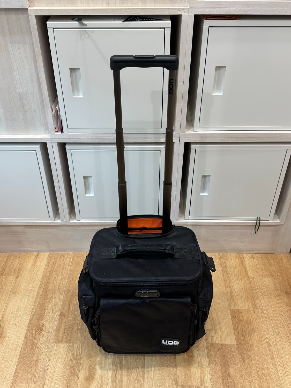 UDG 레코드 이동 가방 얼티밋 슬링백 트롤리 디럭스 MK2 상품이미지1