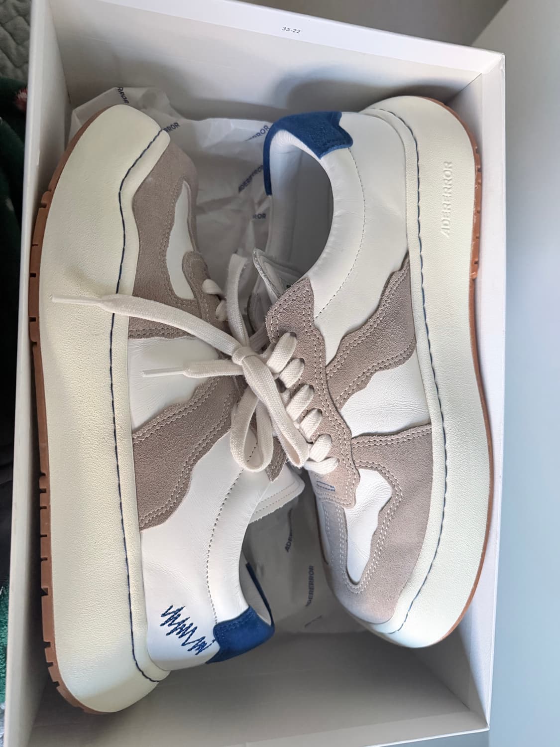 아더에러 로그바우스 오프화이트 270 상품이미지1