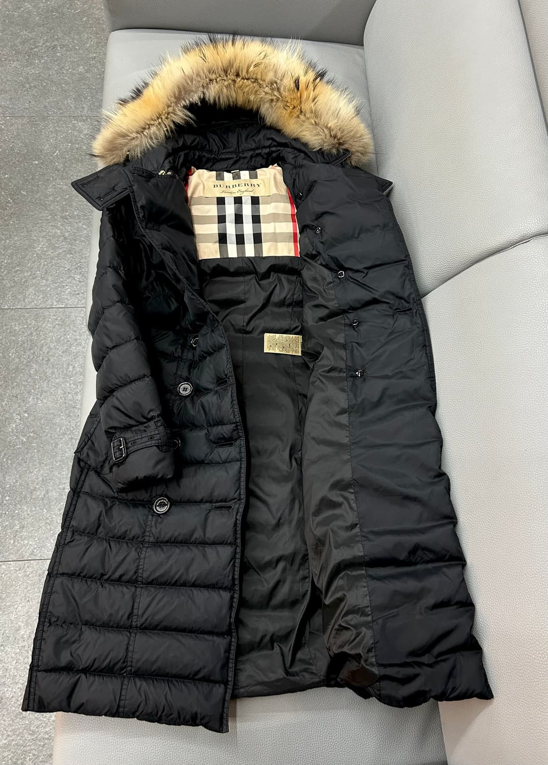 버버리 달머튼 블랙 롱패딩(XXS/44) 상품이미지8