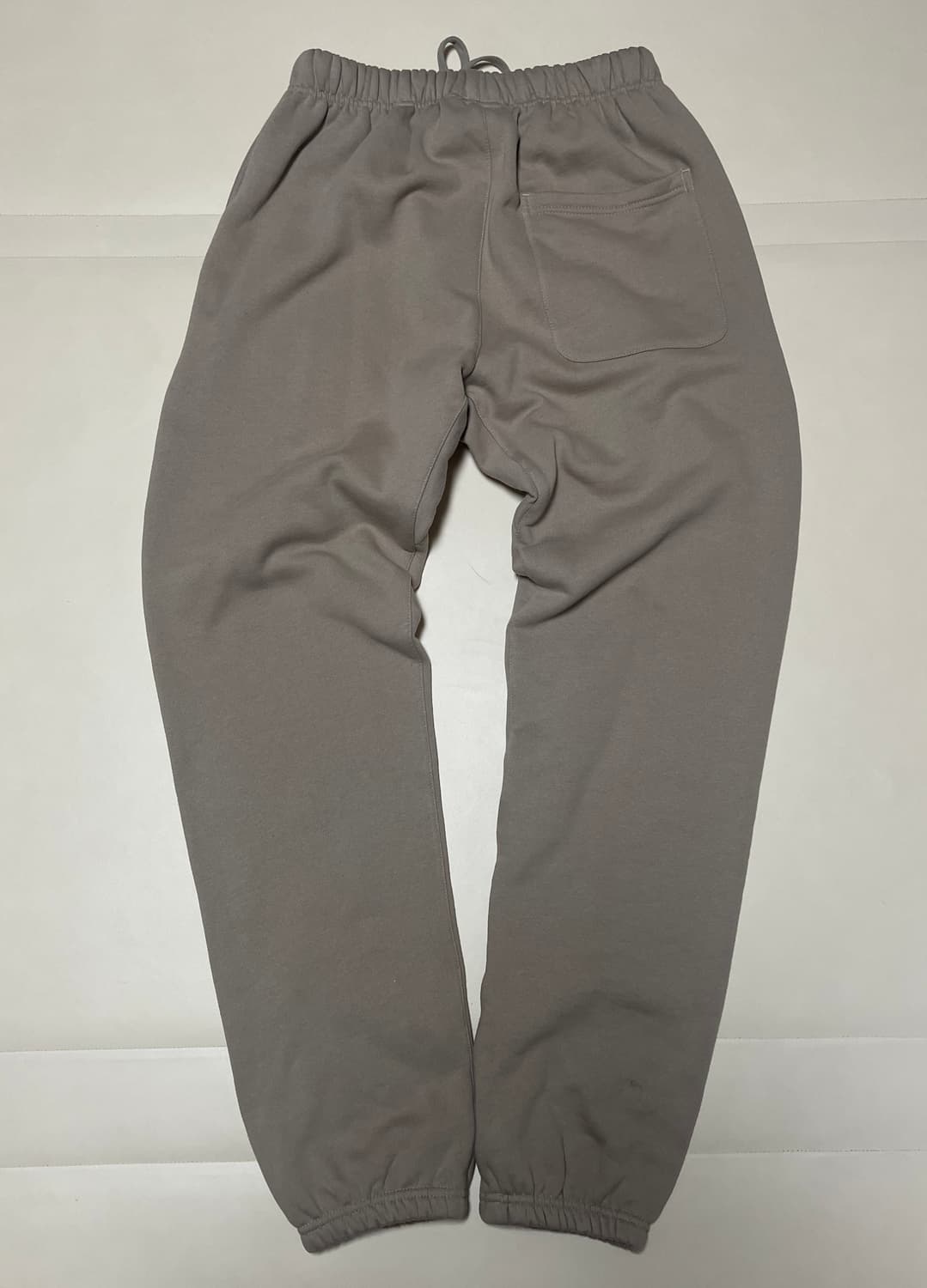 에센셜 트레이닝 기모 바지 L(새상품) 상품이미지2