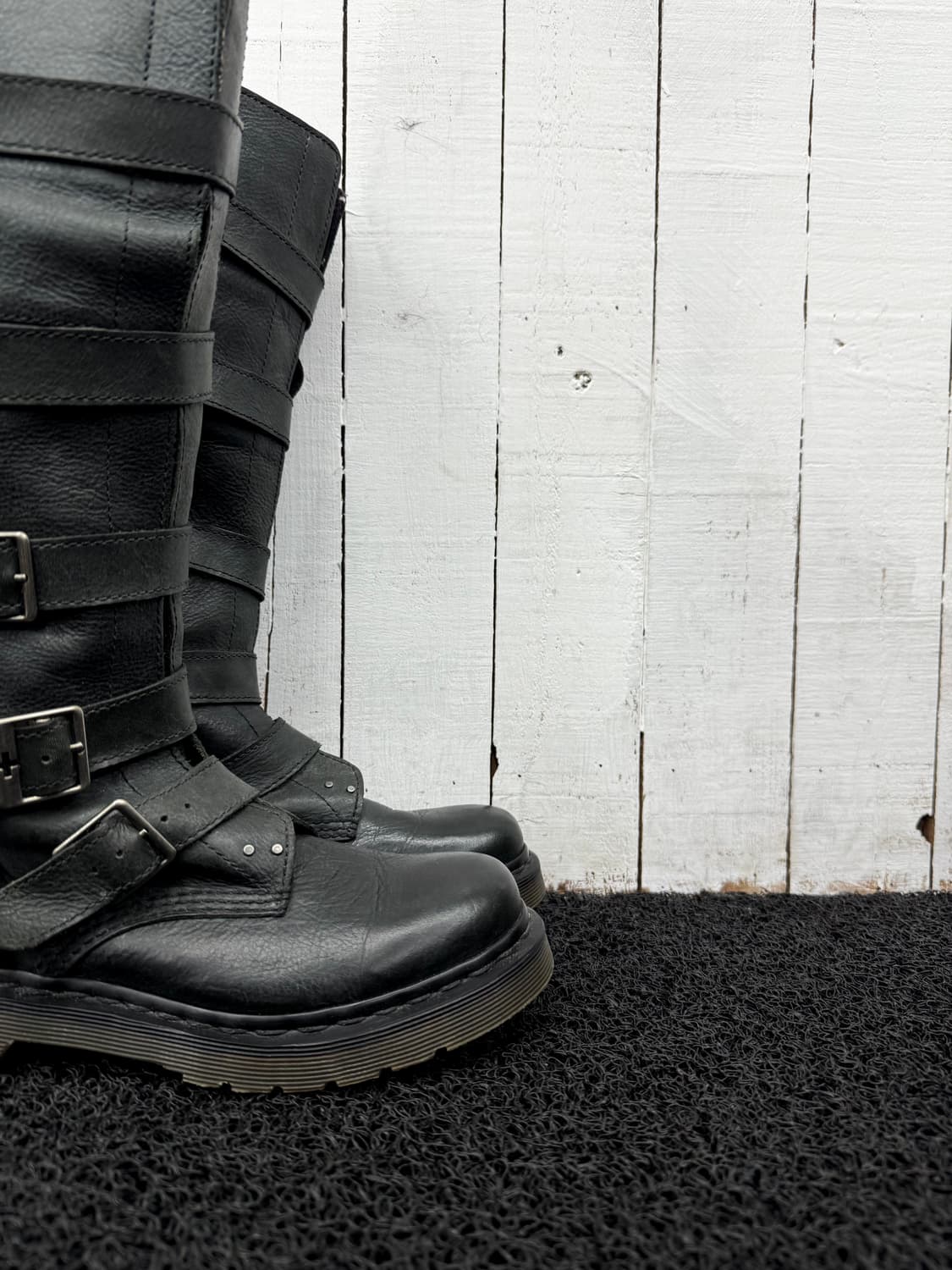 dr.martens 상품이미지2