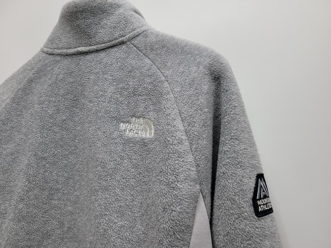 노스페이스 마운틴 애슬레틱 모크넥 기모 플리스 자켓 / 여 90 그레이
 상품이미지4