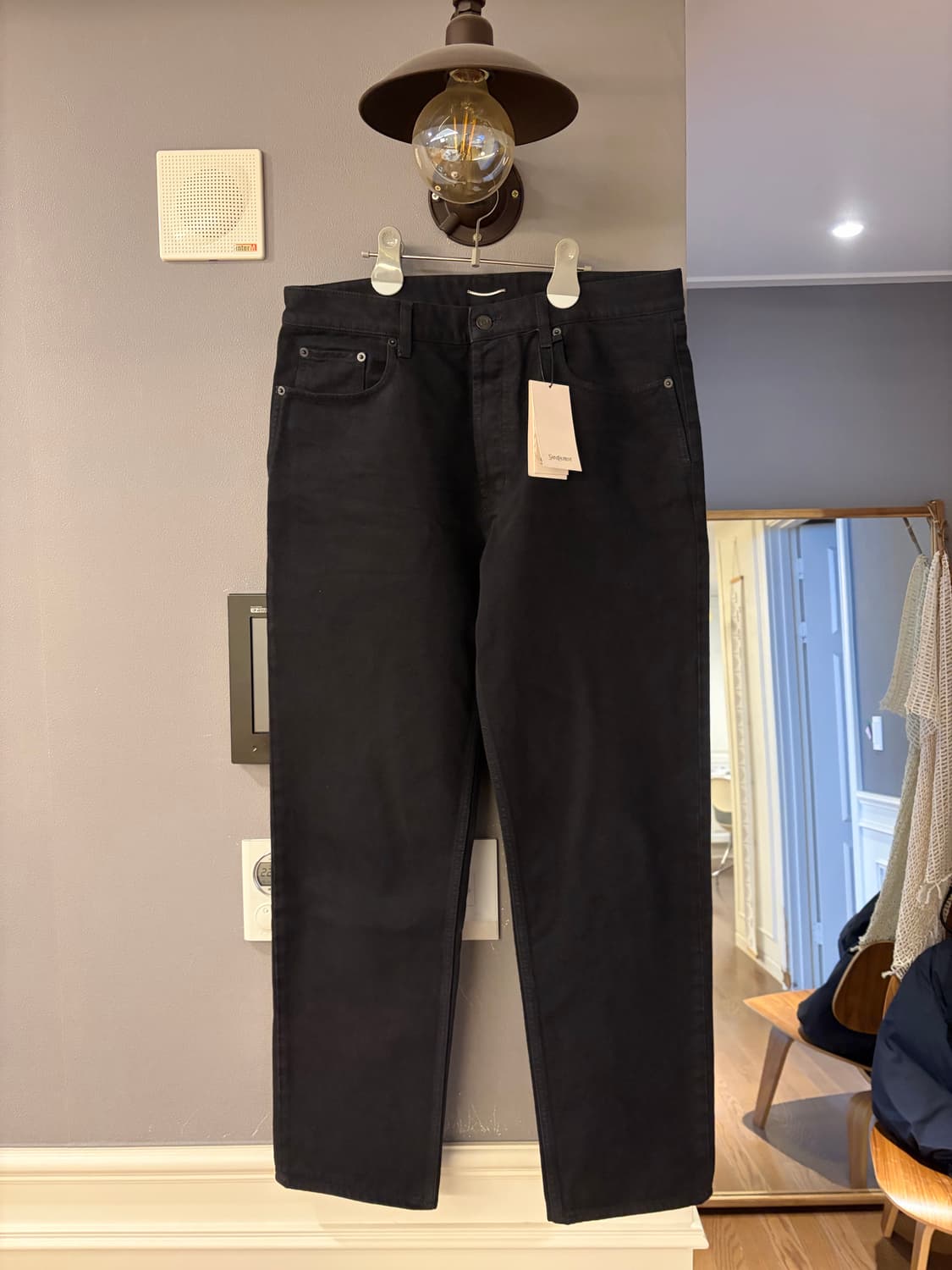 생로랑 스트레이트 블랙 데님 상품이미지1