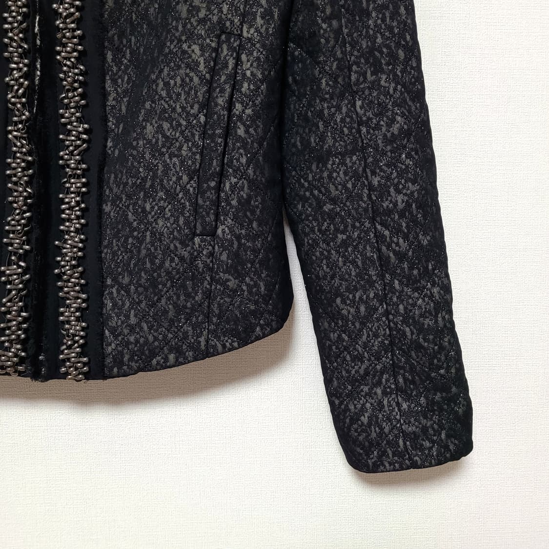 한섬 MINE 마인 시퀸 퀼팅 자켓 메탈후크참 프린지 포인트 (4455) 상품이미지4