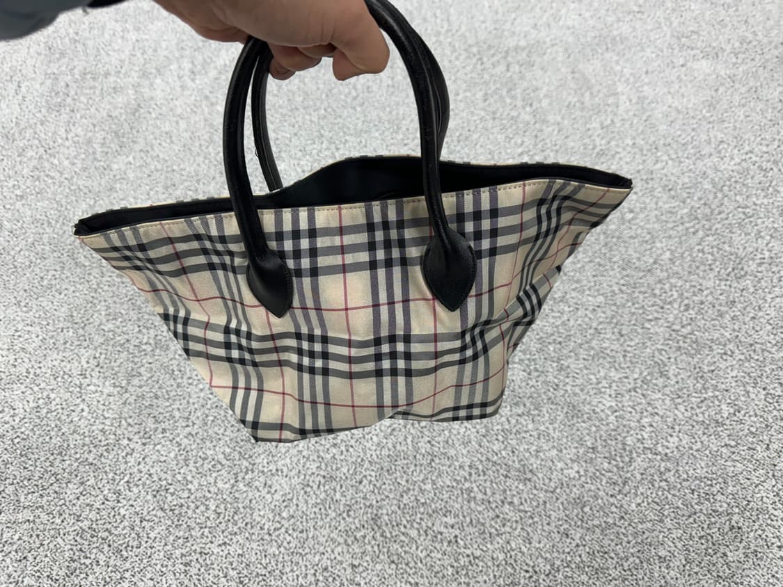 버버리 노바체크 블루라벨 토트백 상품이미지7