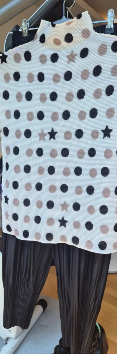 플리츠플리즈 도트 반팔 상품이미지2