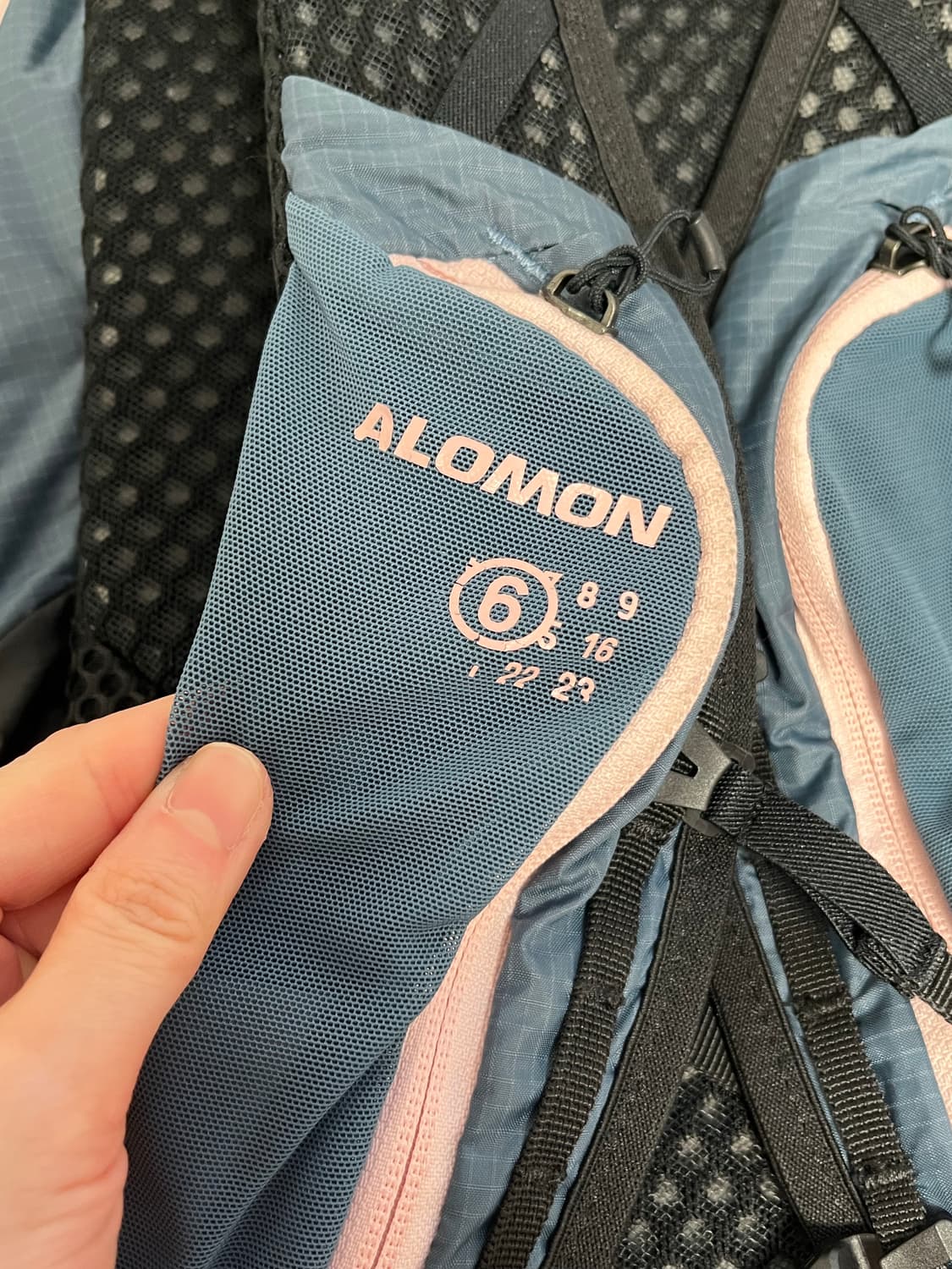 살로몬 mm6백팩 상품이미지5