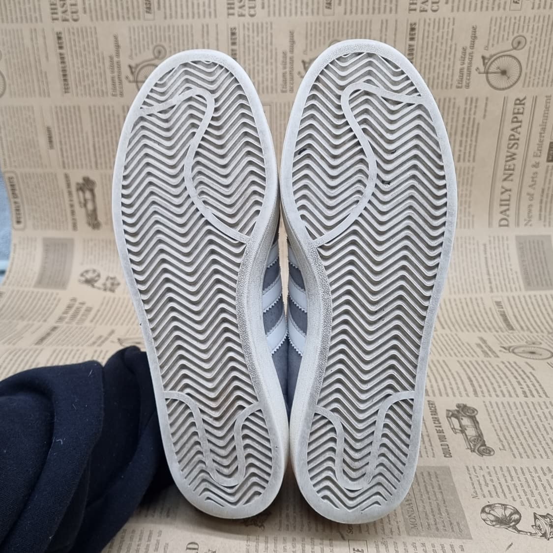 아디다스 캠퍼스 그레이 남성운동화 275 상품이미지3