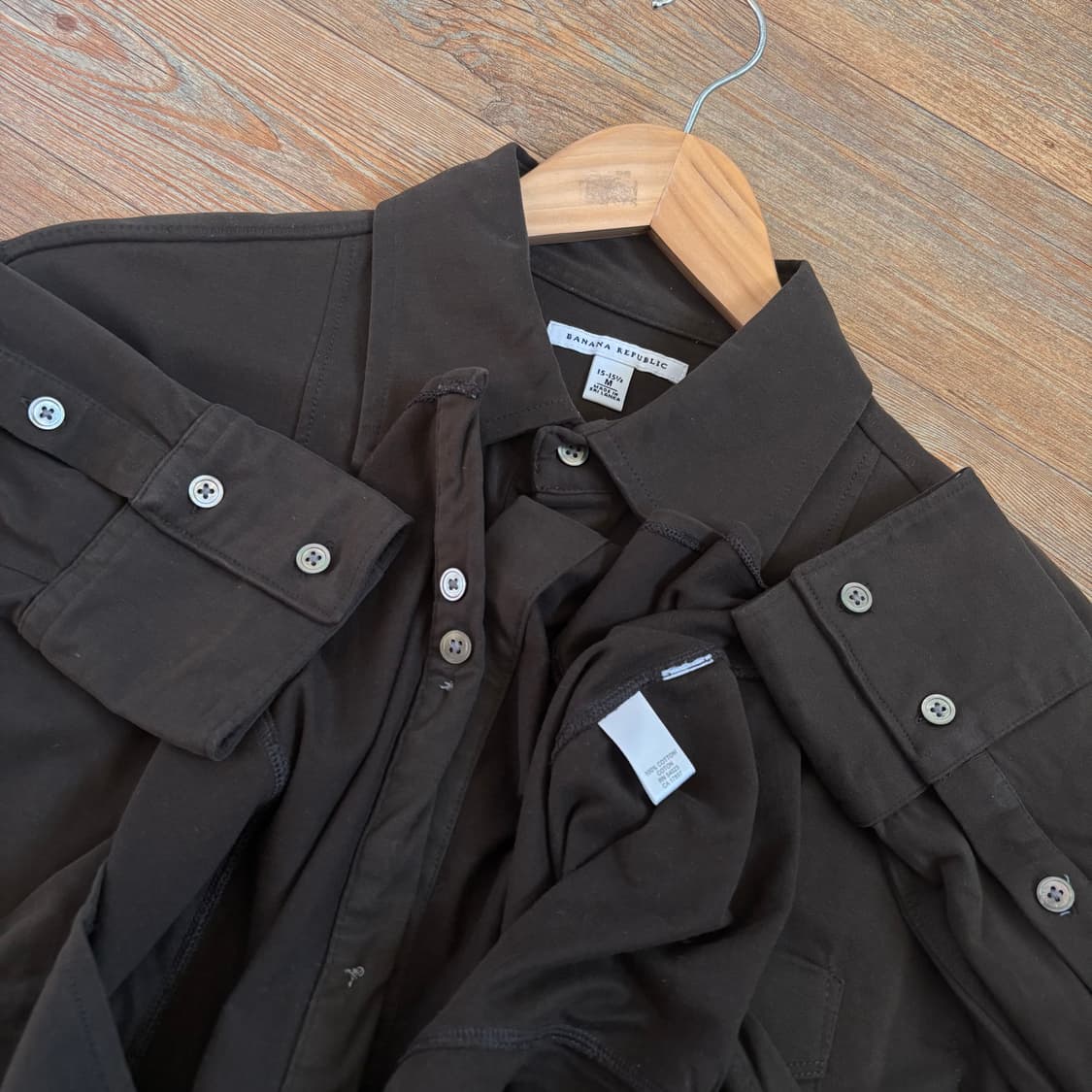 바나나 리퍼블릭 M 100 솔리드 브라운 셔츠 변색 하자 상품이미지4