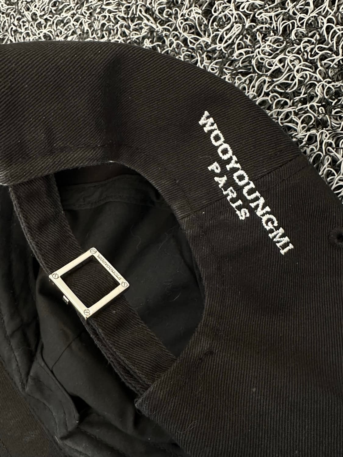 우영미 로고 볼캡 블랙 상품이미지5