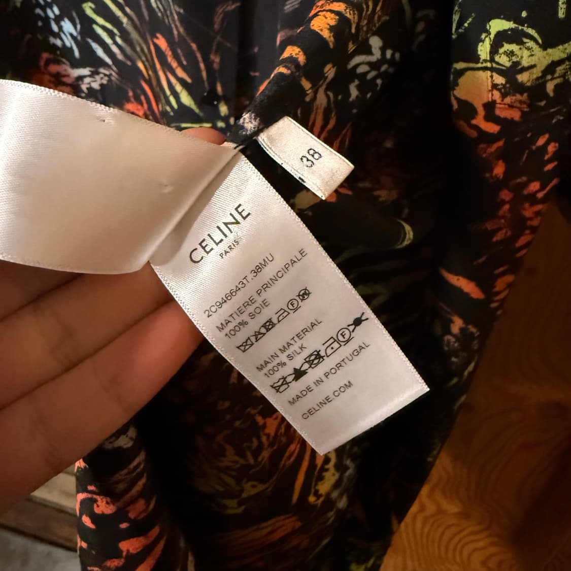 셀린느 23 S/S 하와이안 실크 셔츠 판매 합니다. 상품이미지4