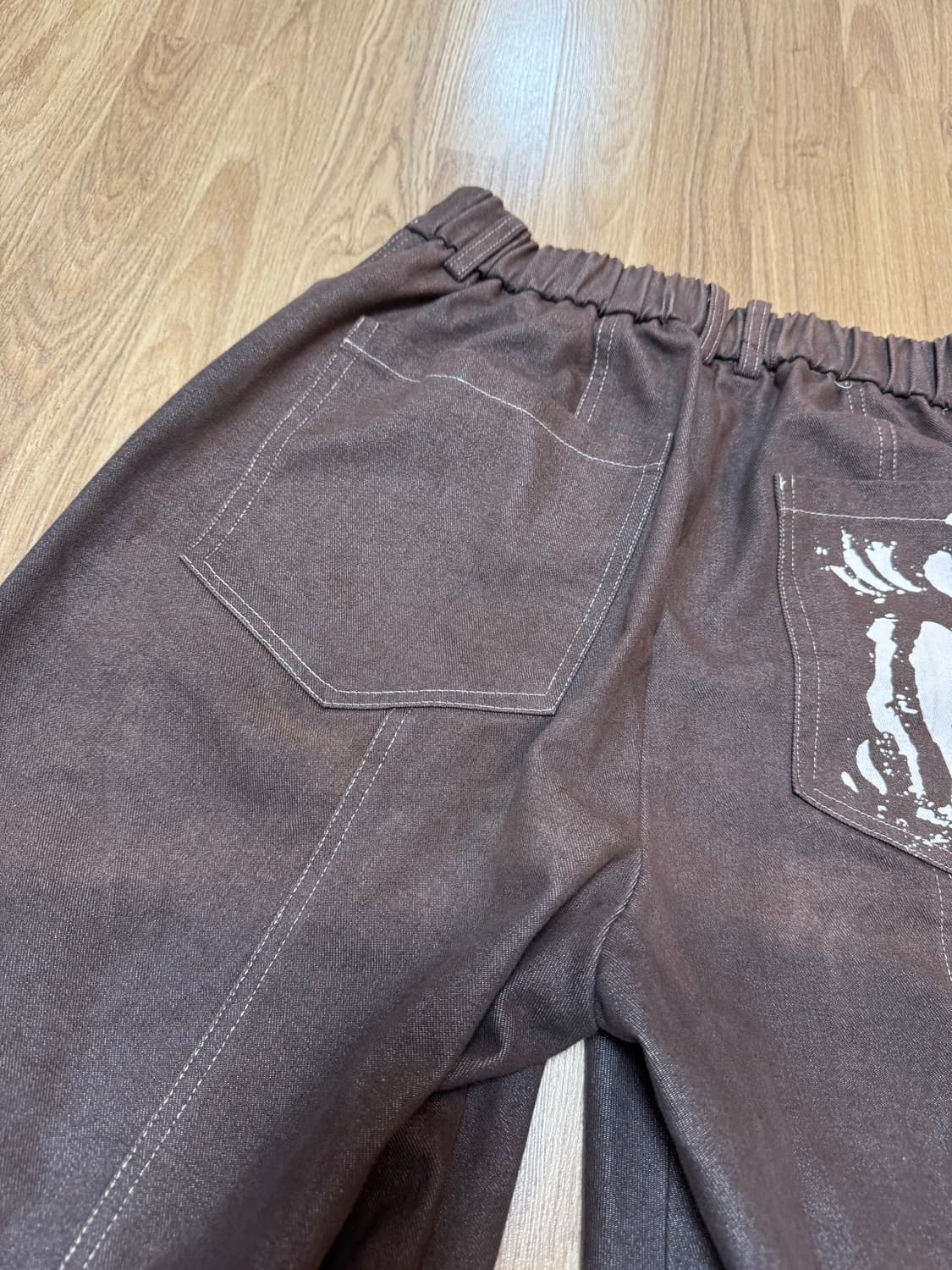 아캄 핀턱 Knee Pin-tuck Printed Denim Pants 상품이미지2