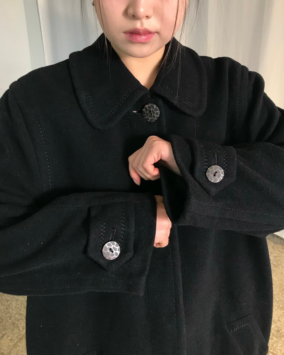 스티치 디테일 블랙 코트 상품이미지4