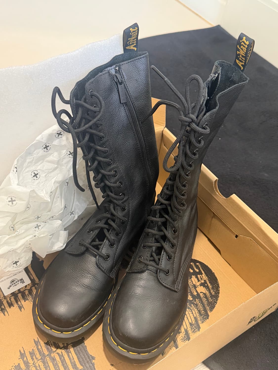 닥터마틴 1B99 버지니아 여성 남성 구두 14홀 워커 260 상품이미지1