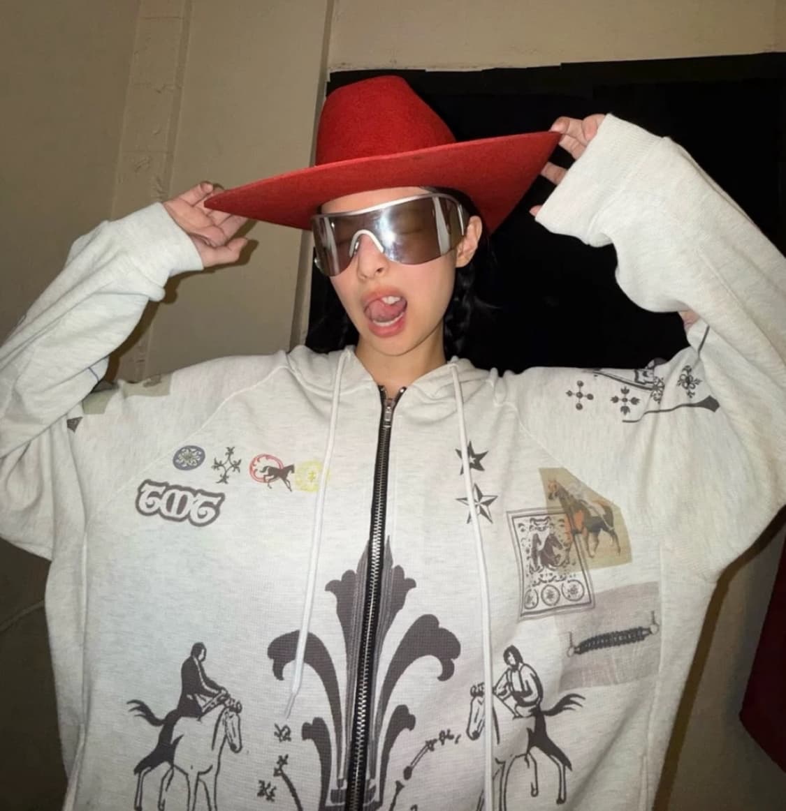 투머치택스 프린티드 와플 후드집업 상품이미지1