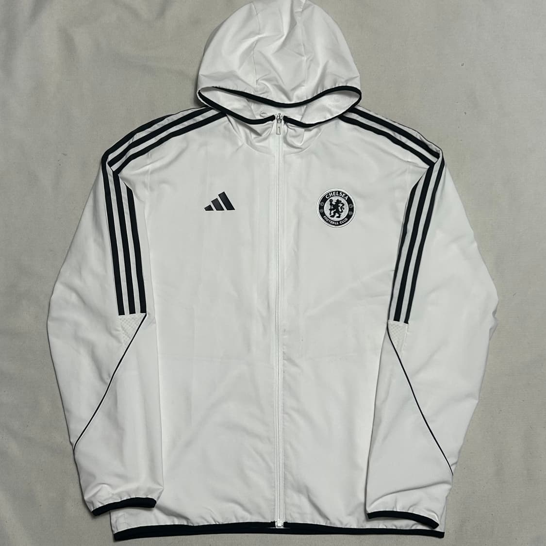 🫶🏻 아디다스 첼시 White 후드 바람막이 🫶🏻 상품이미지1