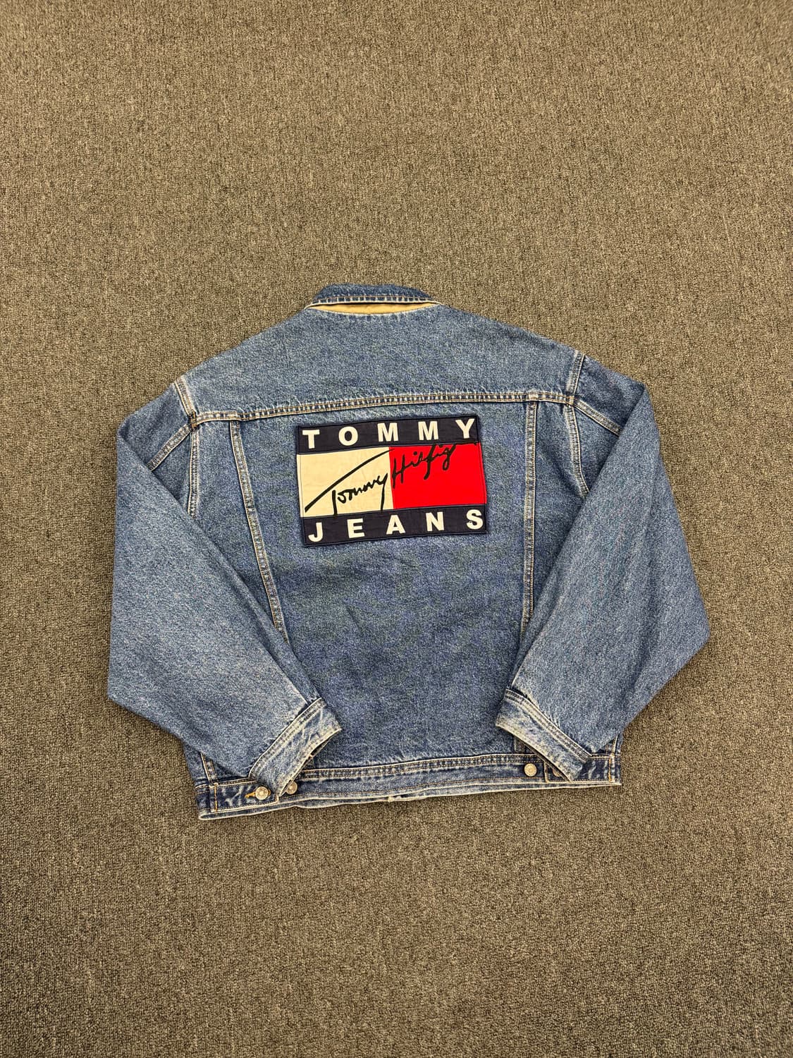 L)타미힐피거 빈티지 빅 로고 패치 데님 자켓 상품이미지8