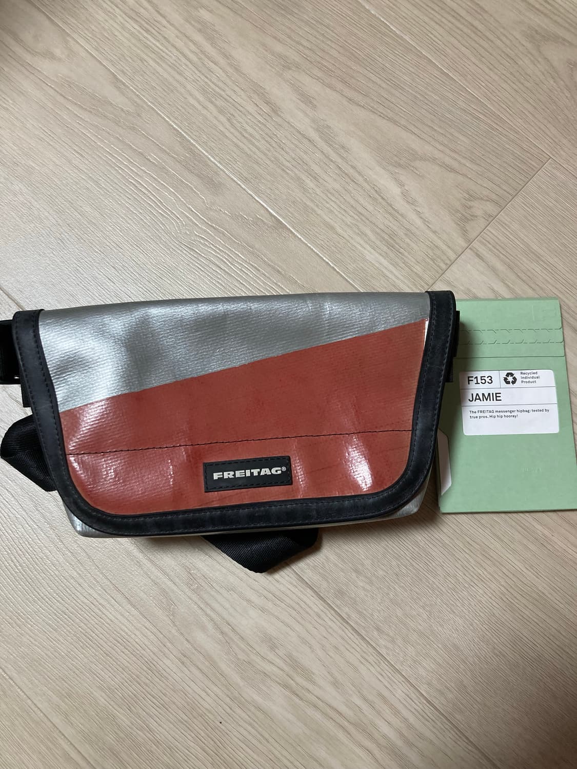 프라이탁 제이미 실버&오렌지 상품이미지1