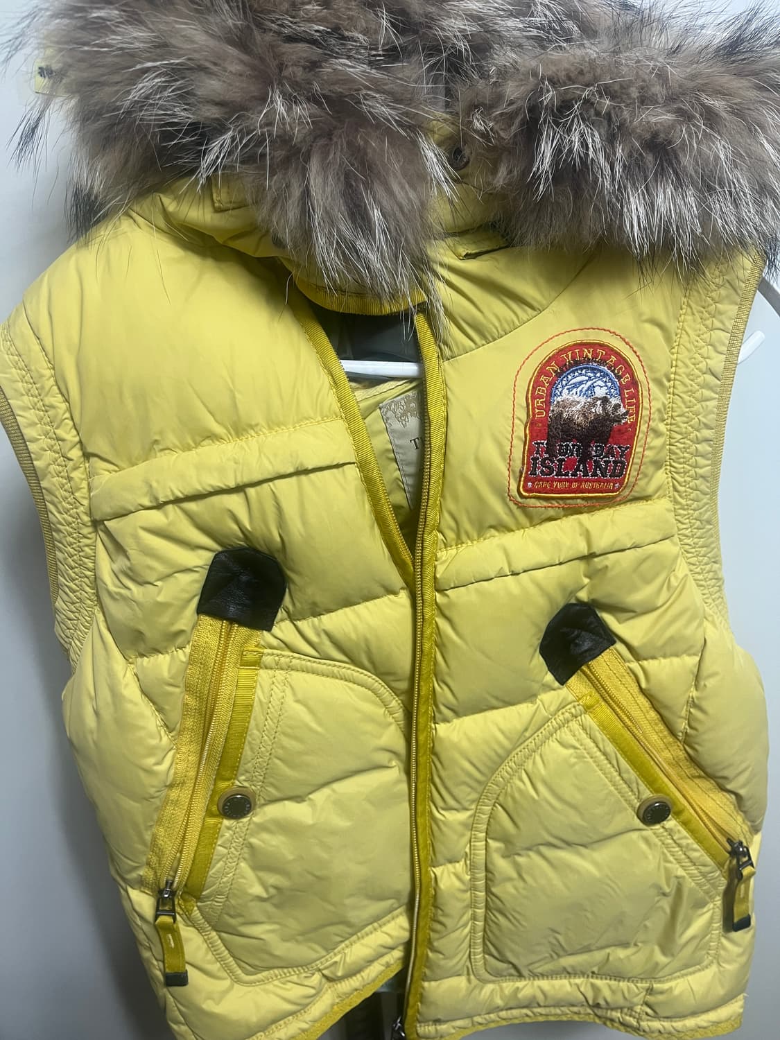 써스데이아일랜드 조끼패딩 갸루 y2k 상품이미지1