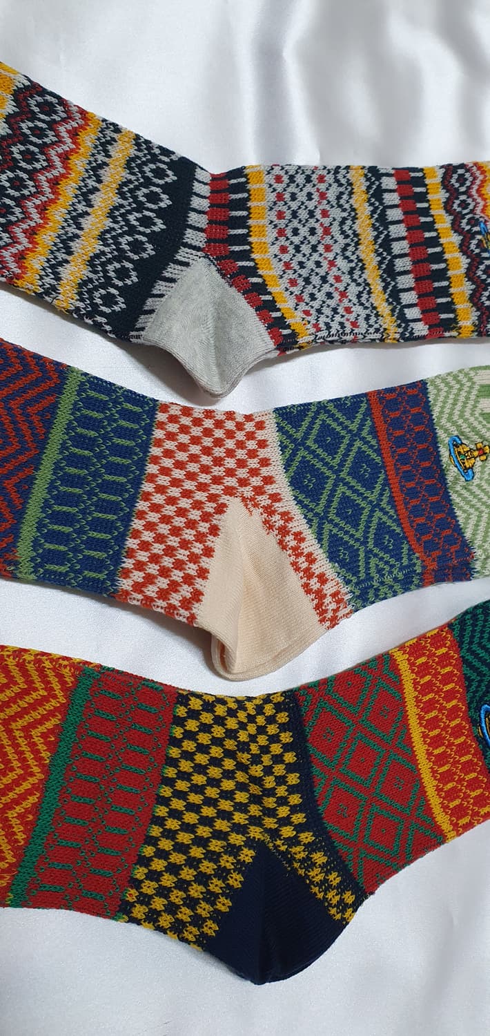 블루 그레이 그린 레드 크림베이지 에스닉 체크 비비안웨스트우드 양말  상품이미지9