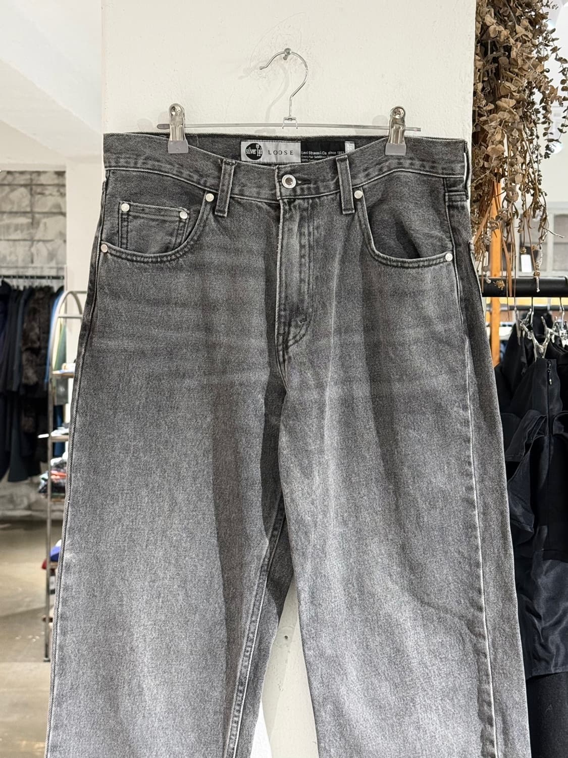 리바이스 실버탭 루즈 워시드 그레이 데님 팬츠 상품이미지2