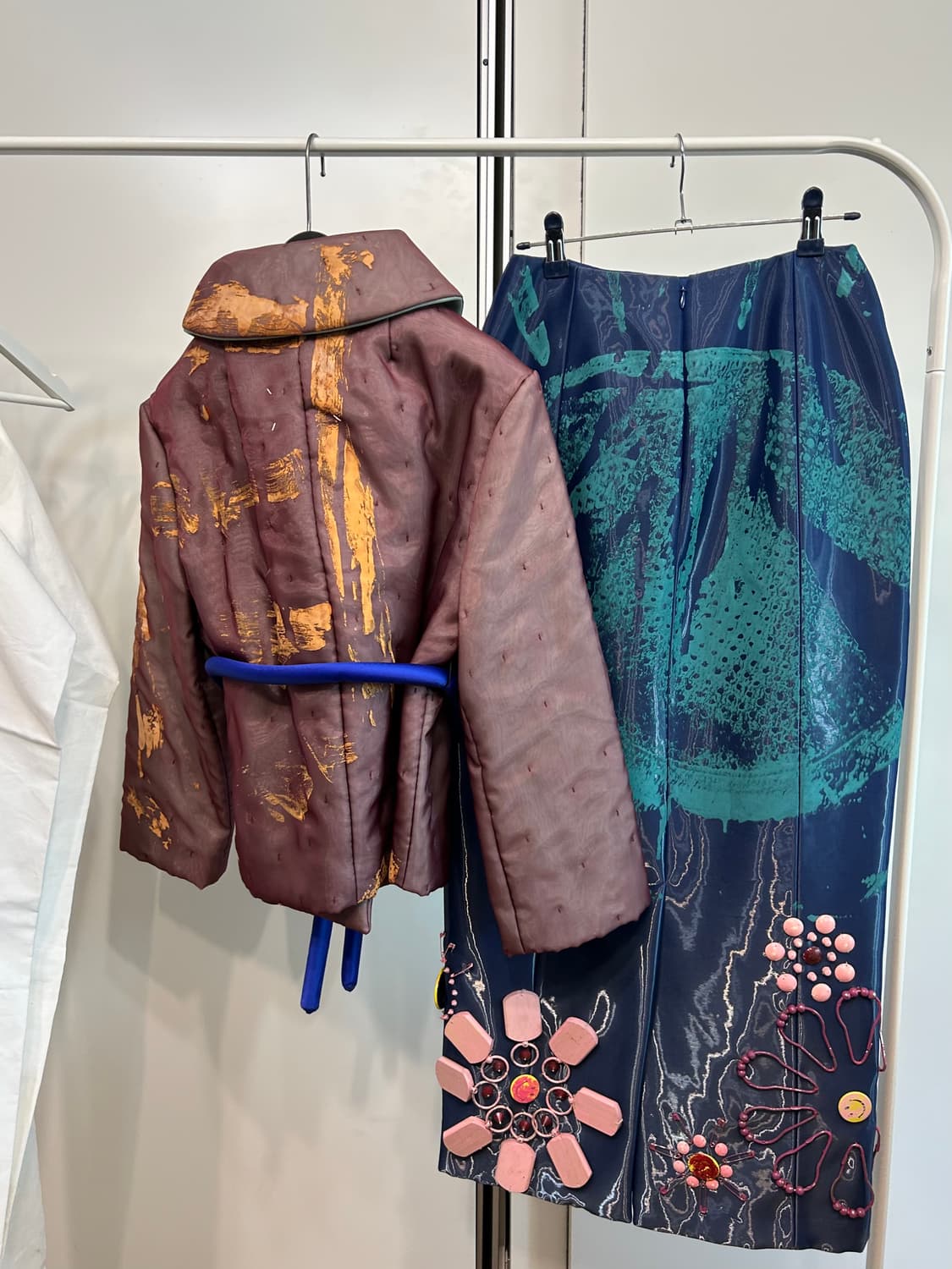 마르지엘라 컬렉션 소장용 실크 페인팅 자켓 상품이미지4