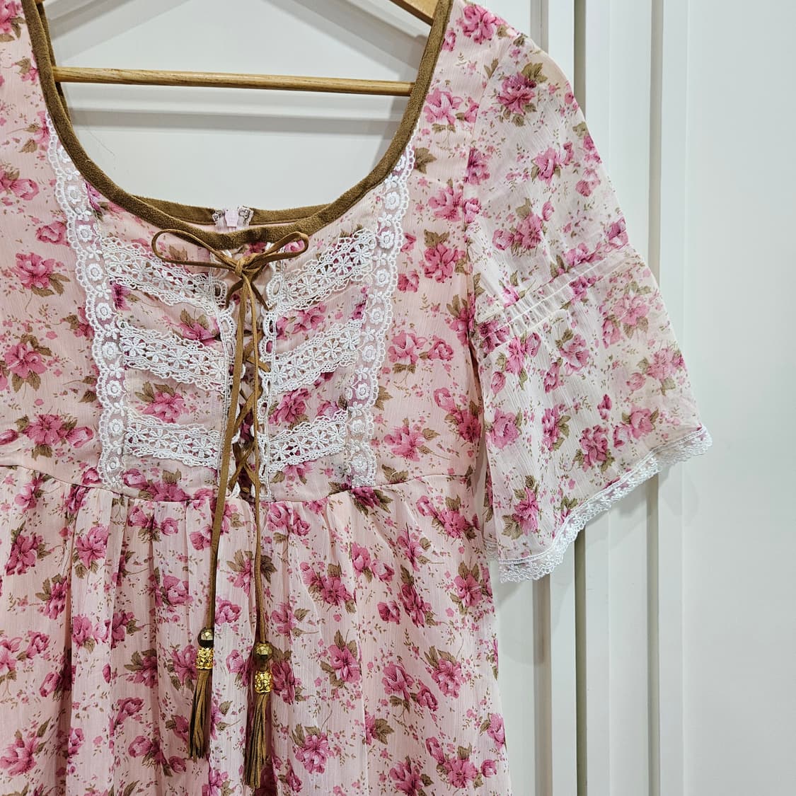 세실 맥비 (CECIL McBEE) 딸기우유 플라워 레이스 원피스 상품이미지3