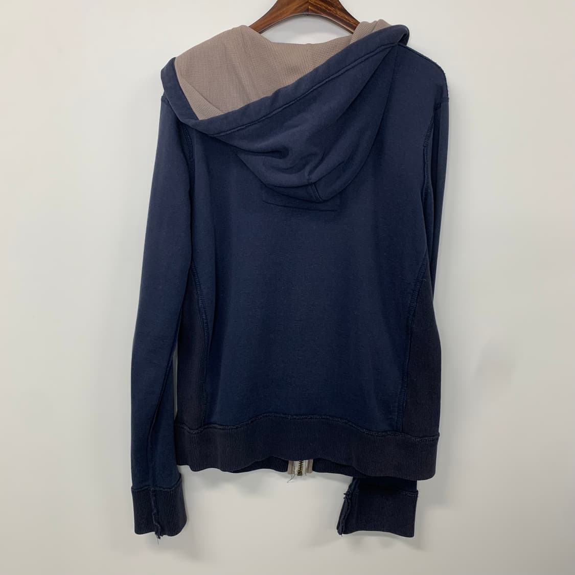 아베크롬비 y2k 와투케 네이비 후드집업 상품이미지3