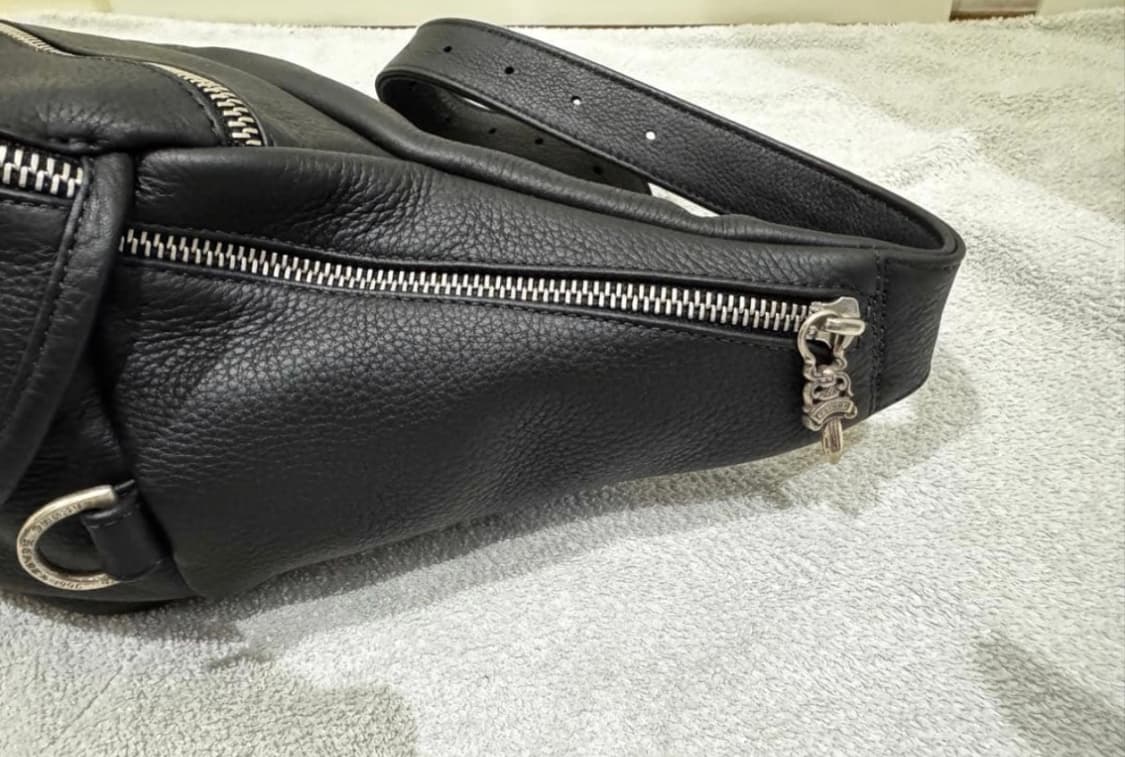 크롬하츠 슬링백 스너트백 L 상품이미지2