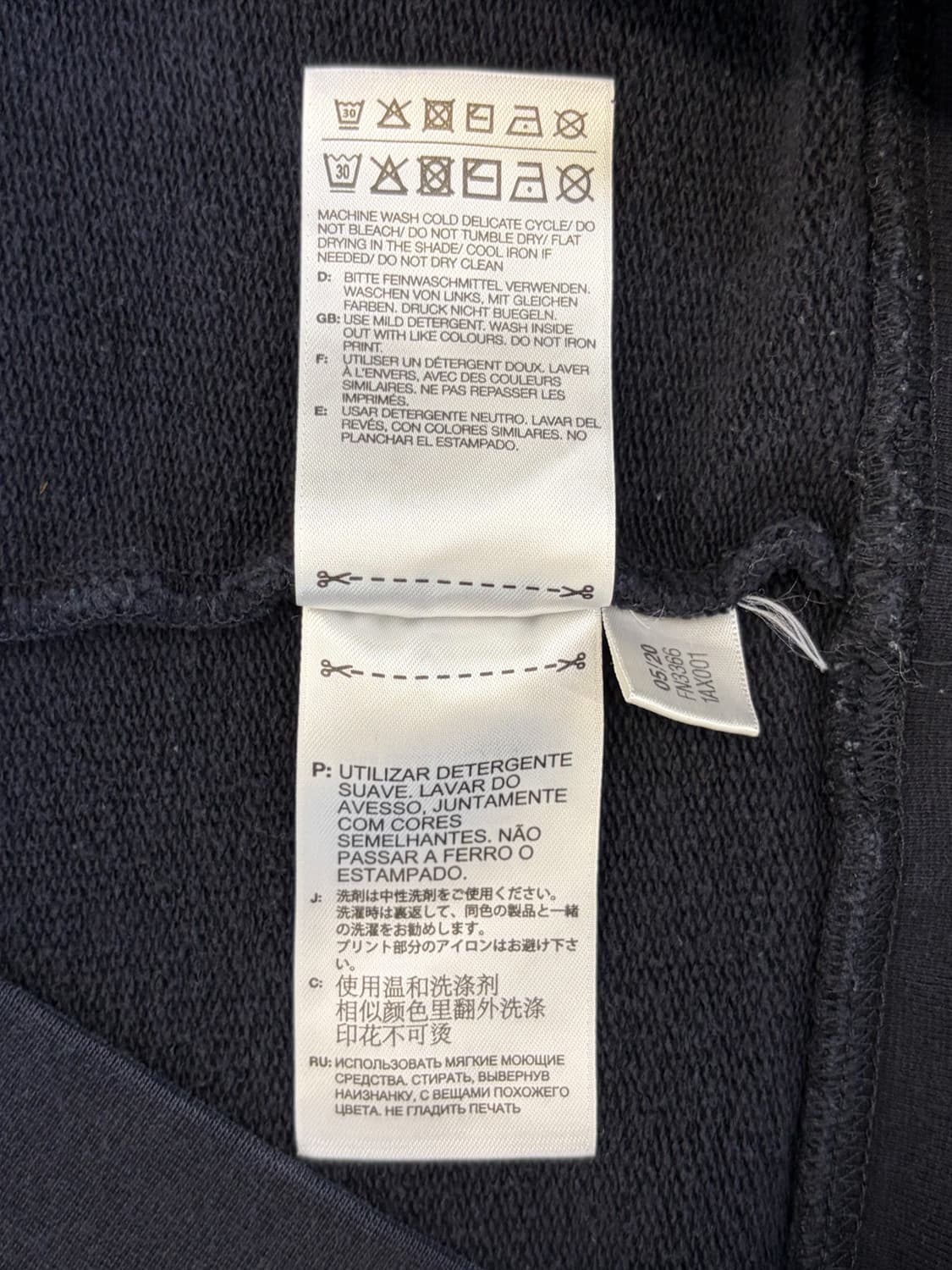 Y-3 클래식 체스트 로고 크루 상품이미지6