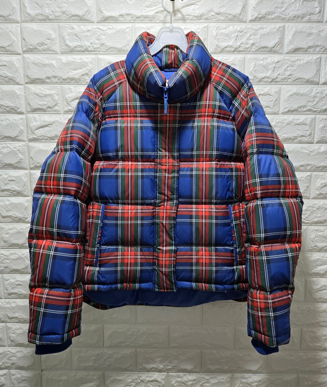 유니클로 x JW앤더슨 체크 다운 숏패딩 L 상품이미지2