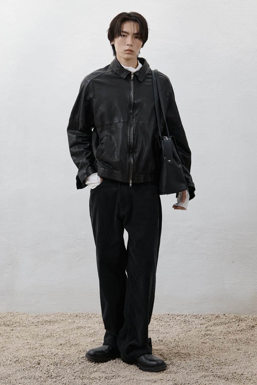 유스 워시드 레더 블루종 상품이미지1