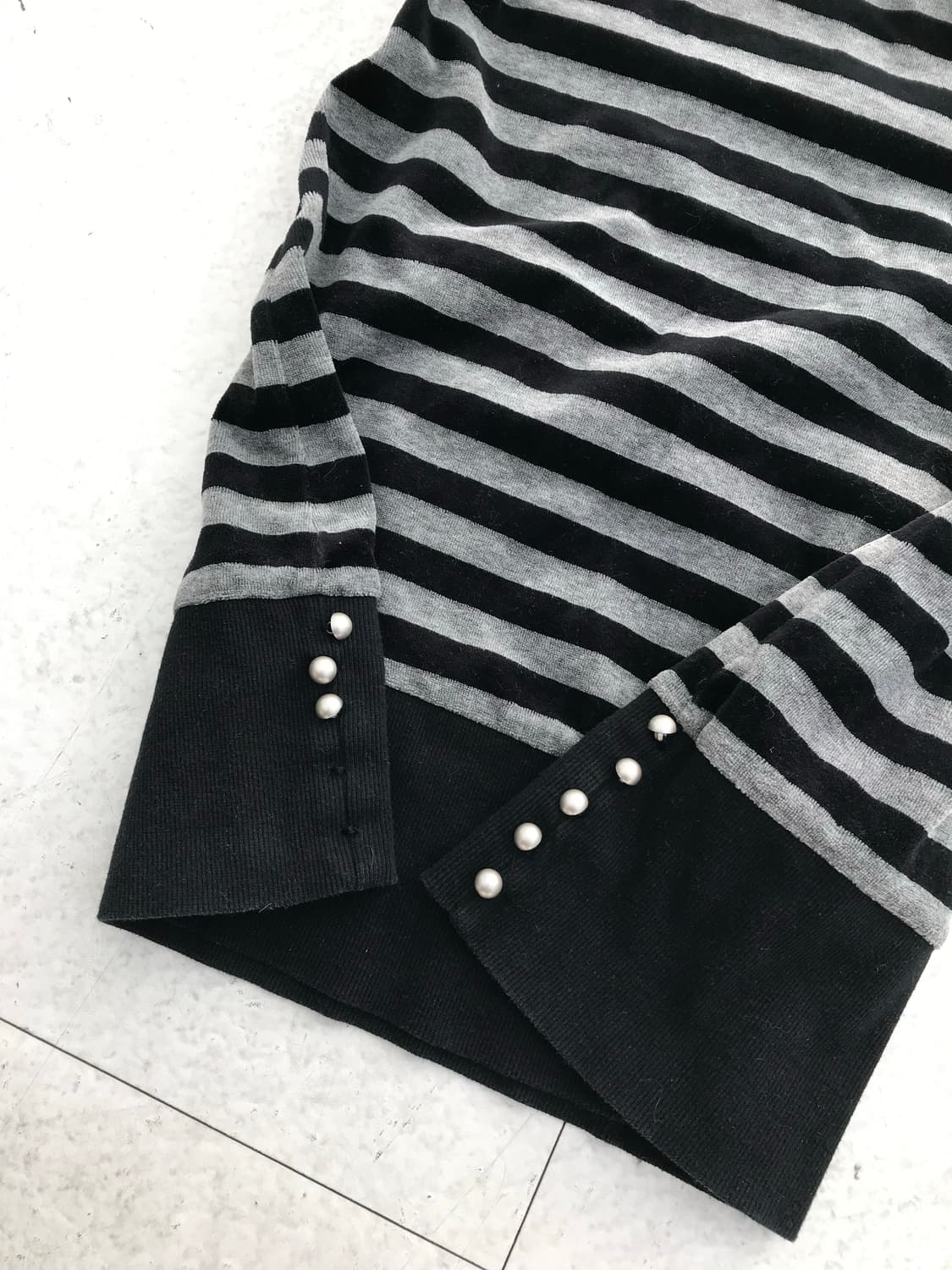 그레이-블랙 스트라이프 니트 원피스 상품이미지2