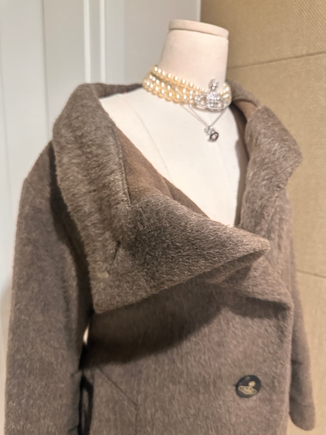 비비안웨스트우드 수리 알파카 캐시미어 orb 코트 상품이미지3