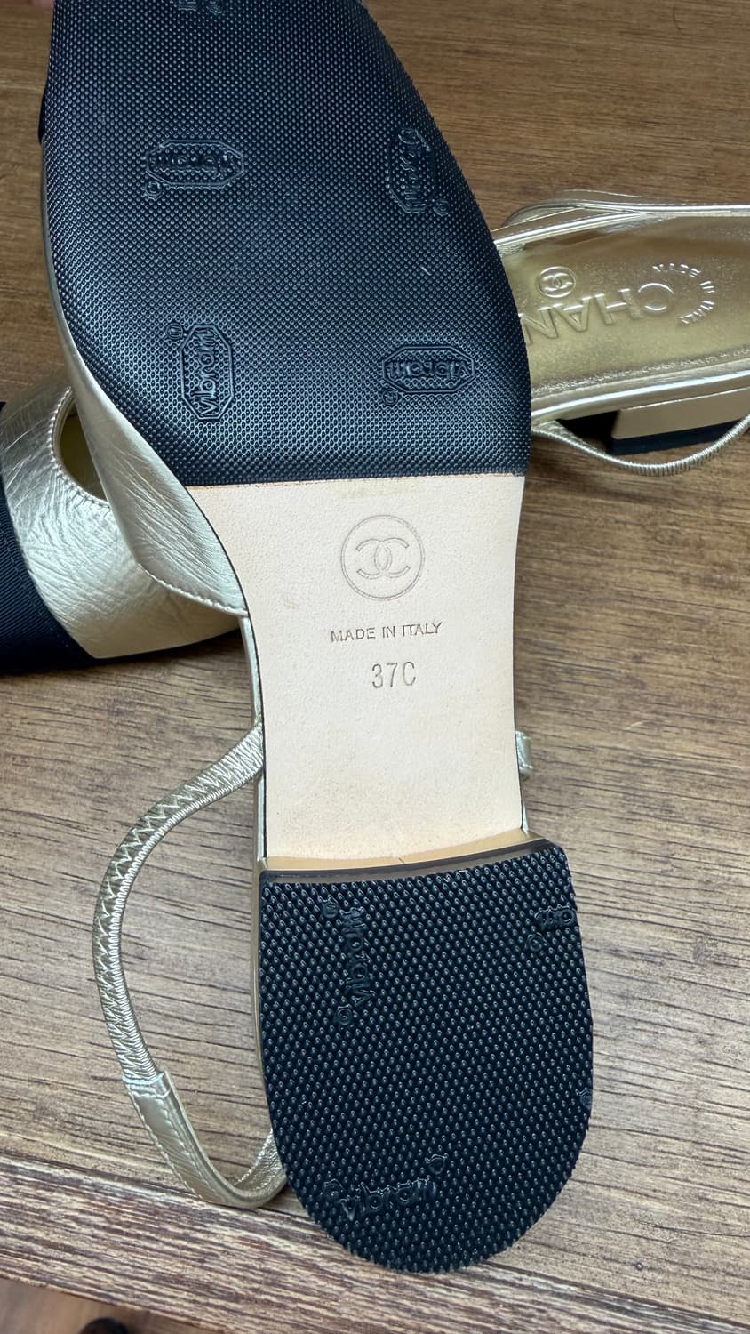 (새상품) CHANEL 구두 37  240mm 상품이미지4