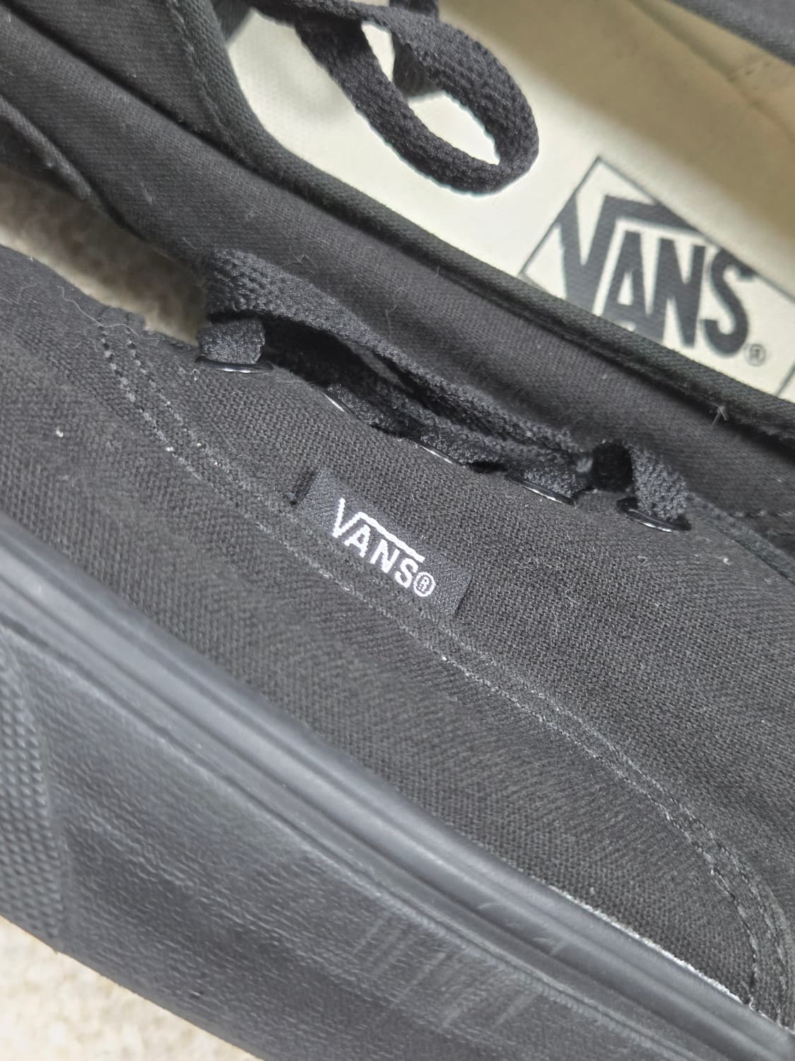 [반스] 어센틱 트리플 블랙 스니커즈 | 00224 상품이미지7