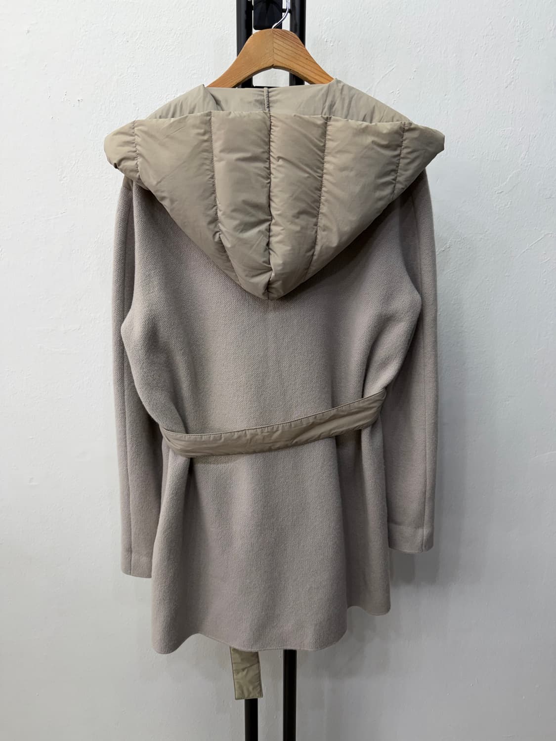 정품) 더캐시미어 한섬 20ss 벨티드 니트 경량패딩 85 상품이미지5