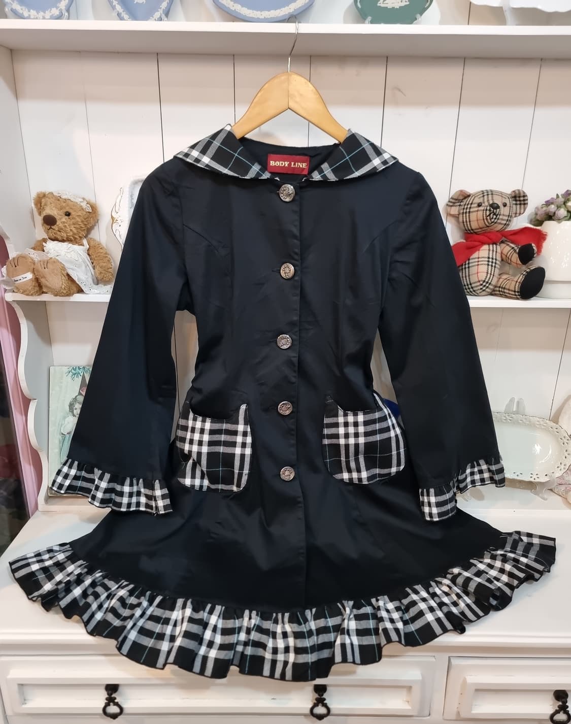 바디라인 체크 프릴 블랙 원피스 상품이미지1