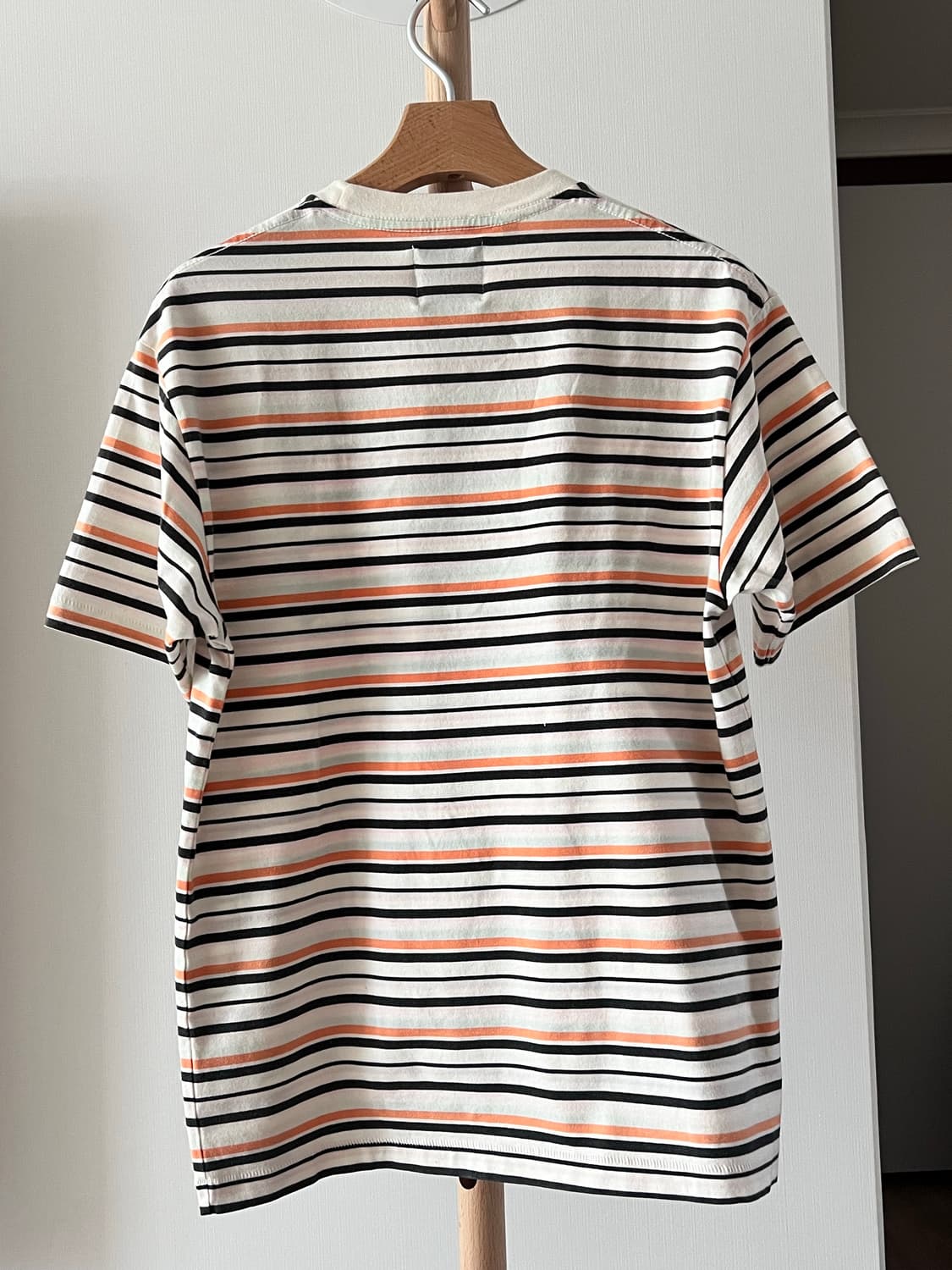 갤러리뎁 로고 페인팅 반팔티 상품이미지4