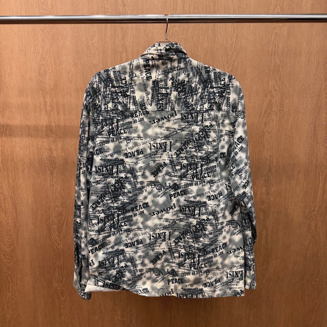 JPN 집업 자켓 올오버 타이포그래피 프린팅 디테일 레귤러핏 그레이 상품이미지3