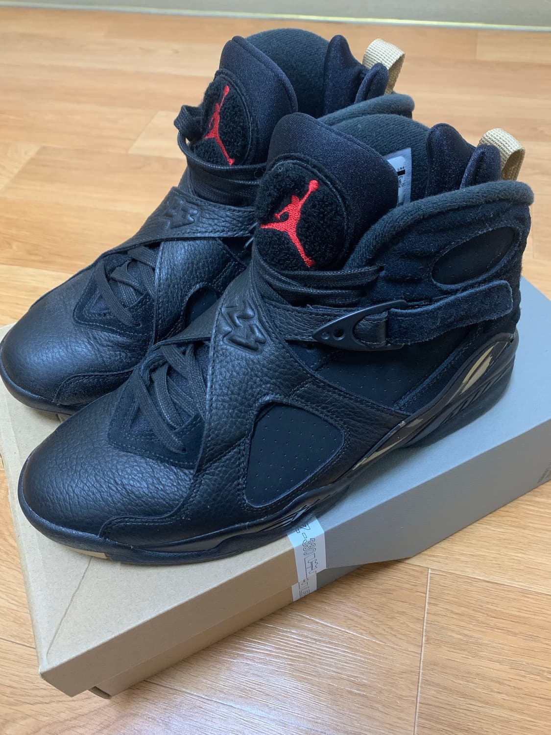 조던 8 레트로 드레이크 ovo 블랙  상품이미지2