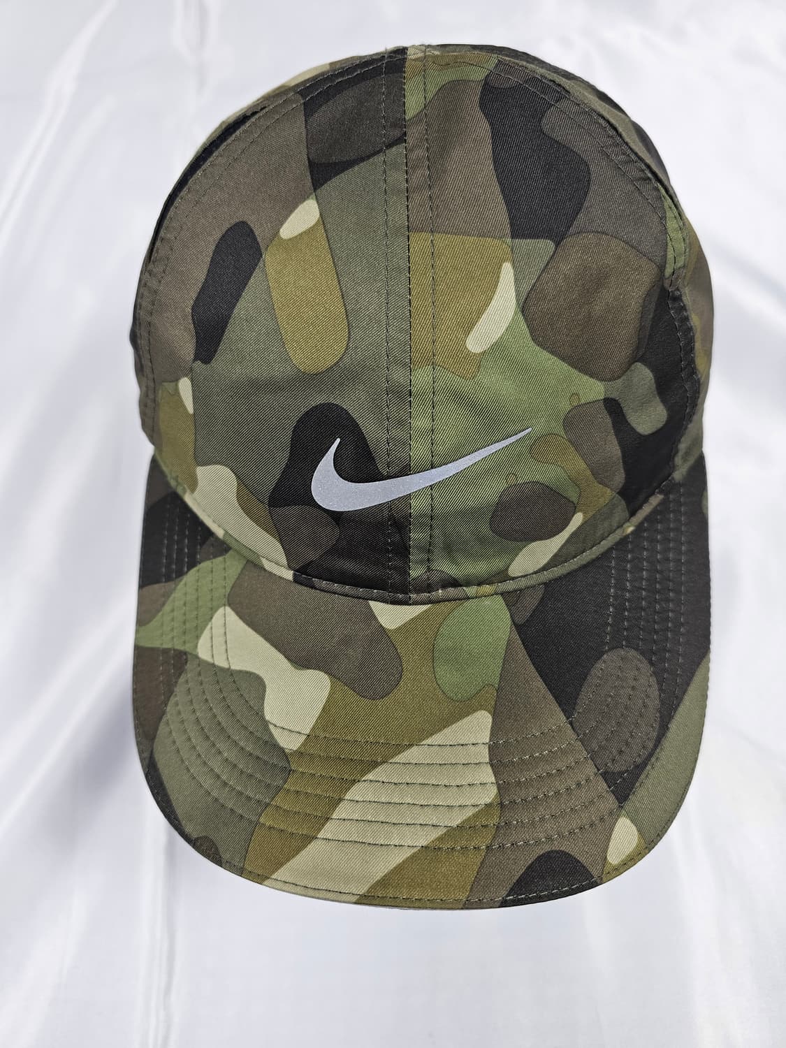 나이키페더라이트카모캡 상품이미지1