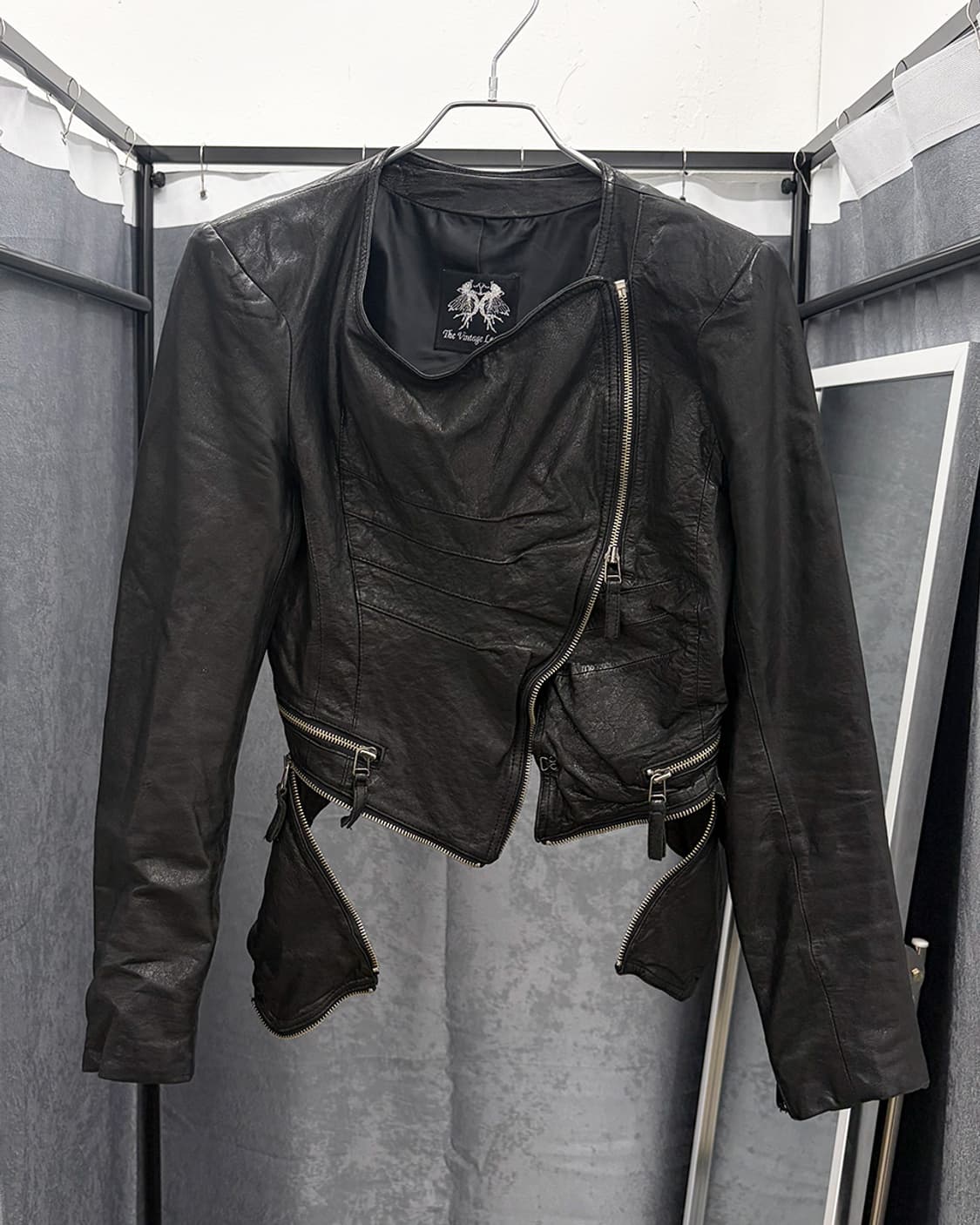 빈티지 비대칭 지퍼 디테일 램 레더 자켓 상품이미지1