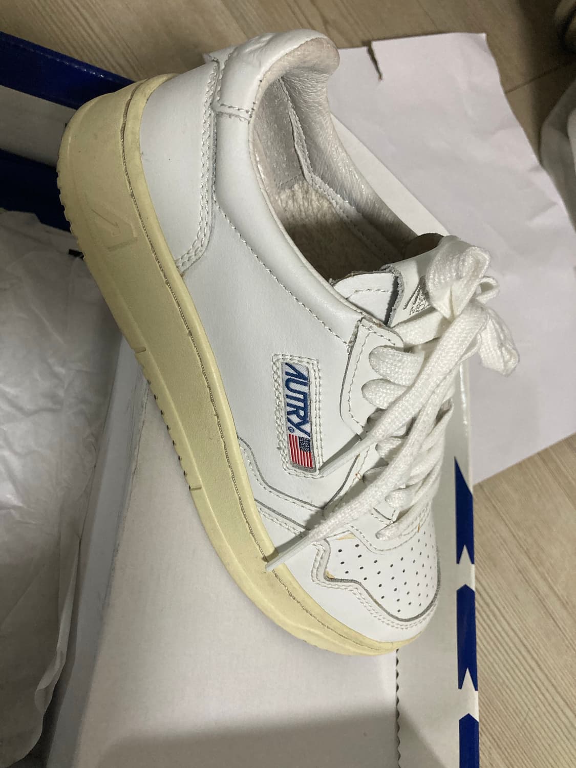 오트리 골든메달리스트 37사이즈 상품이미지1