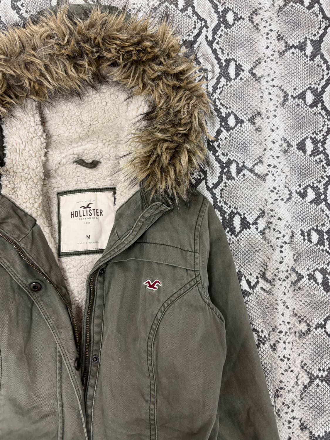 “Holister”Y2K Mood Khaki Fur Jacket 상품이미지3