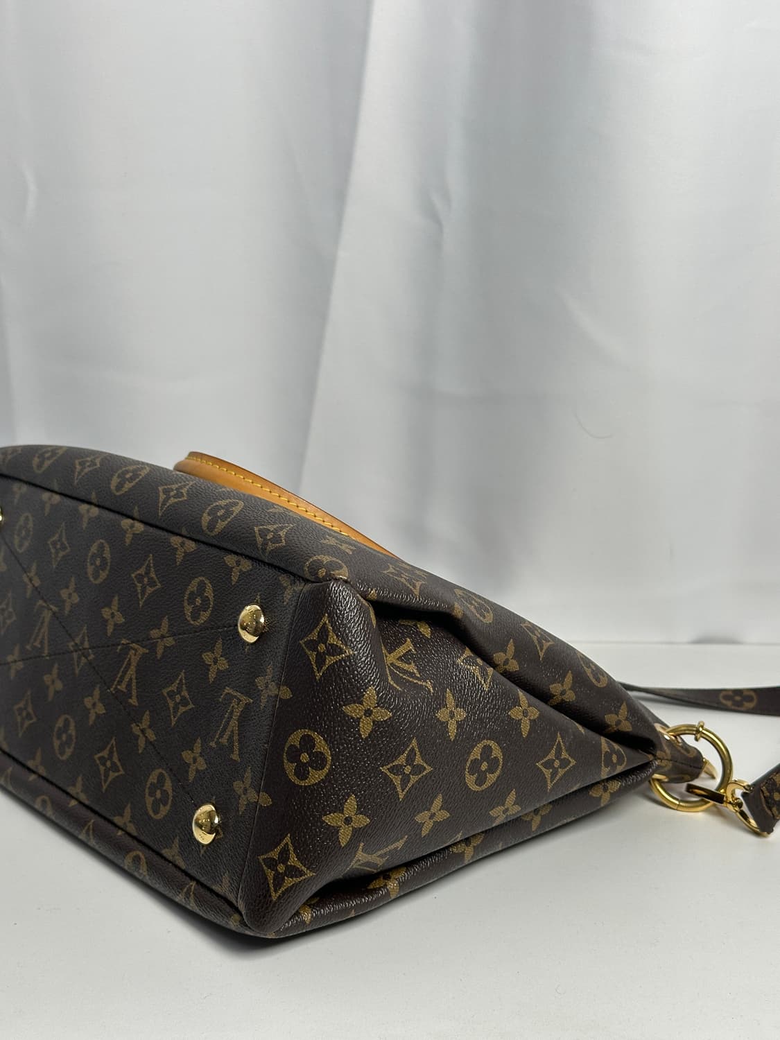 루이비통 팔라스 MM 모노그램 레드 상품이미지7